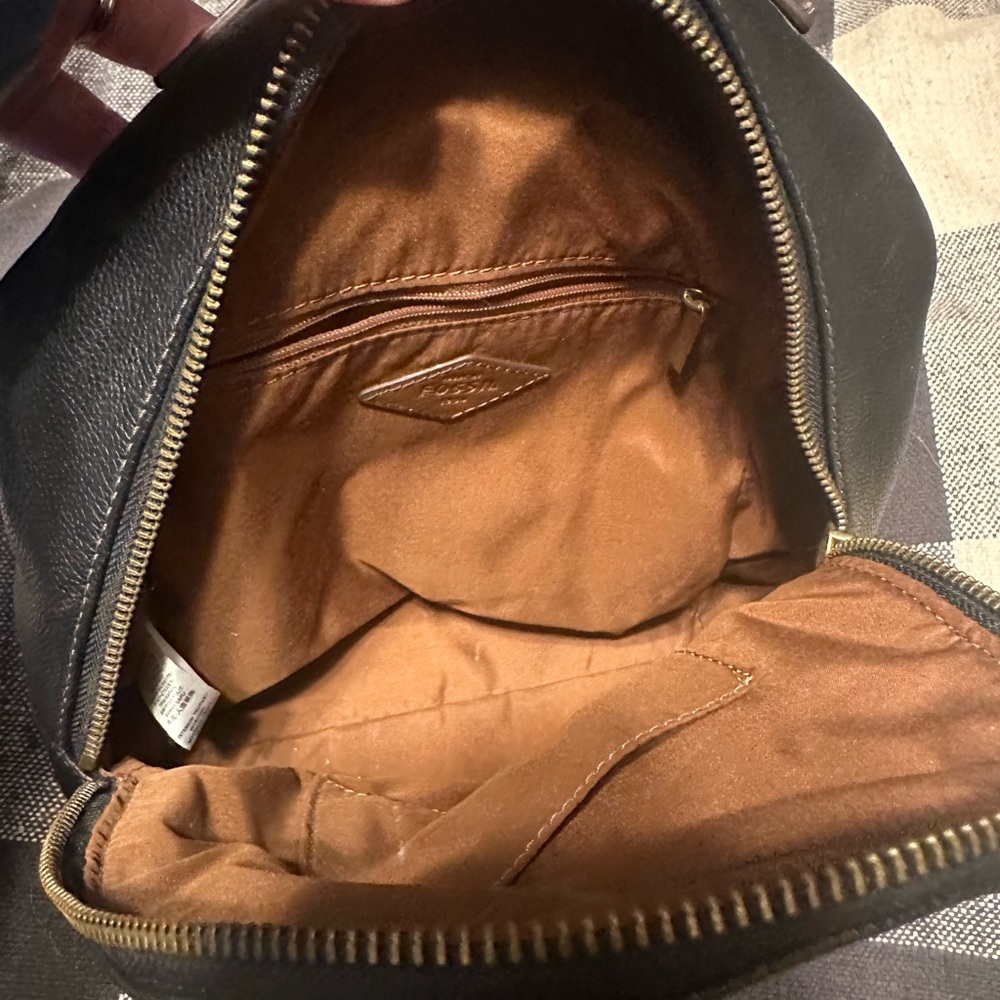 Fossil Backpack - Picture 3 of 3